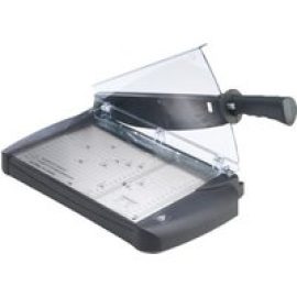Avery A4 Guillotine - cutter