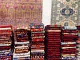 How to choose a designer rugs for home