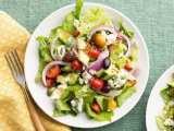 Why are vegetarian restaurants so popular?